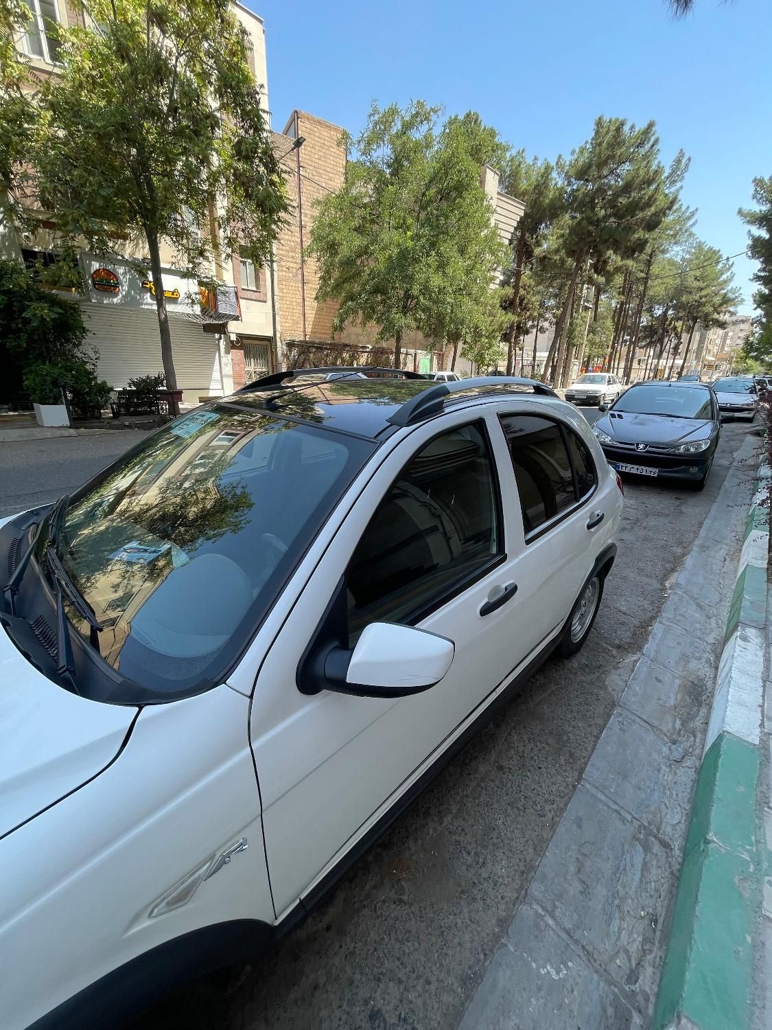 خودرو کوییک، R آگهی ann_19416332
