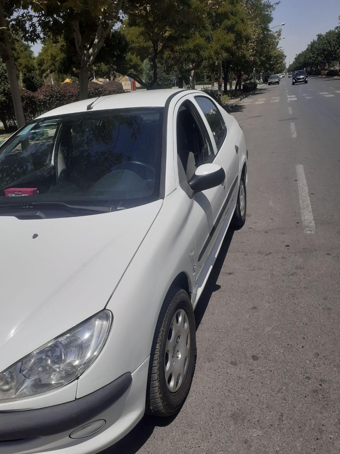 پژو ۲۰۶ صندوق دار v8 - 1398