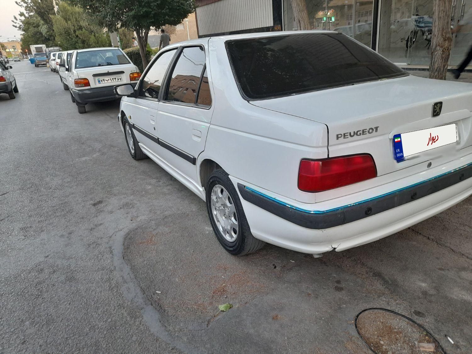 پژو پارس سال - 1393