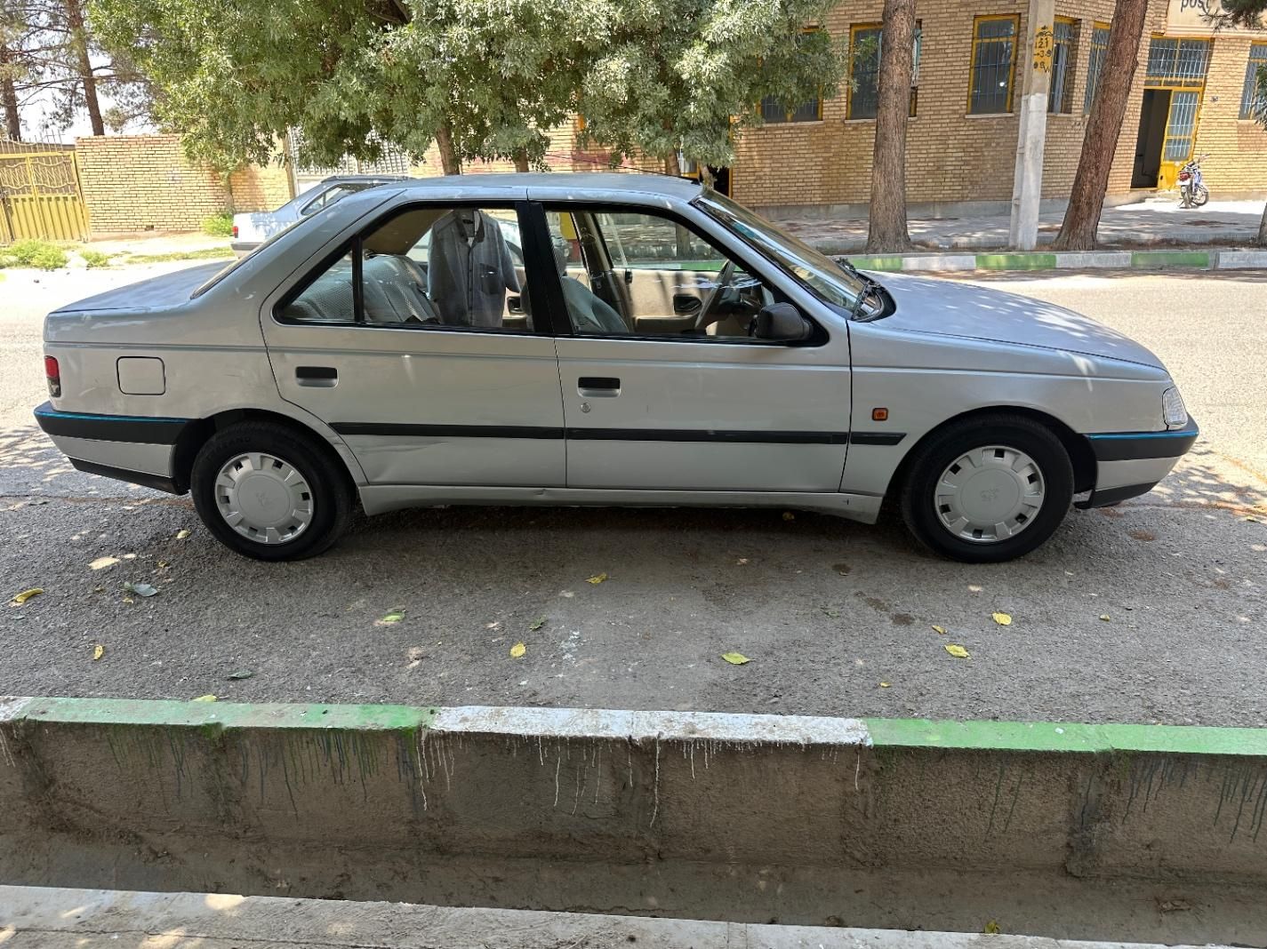 پژو 405 GLX - 1391