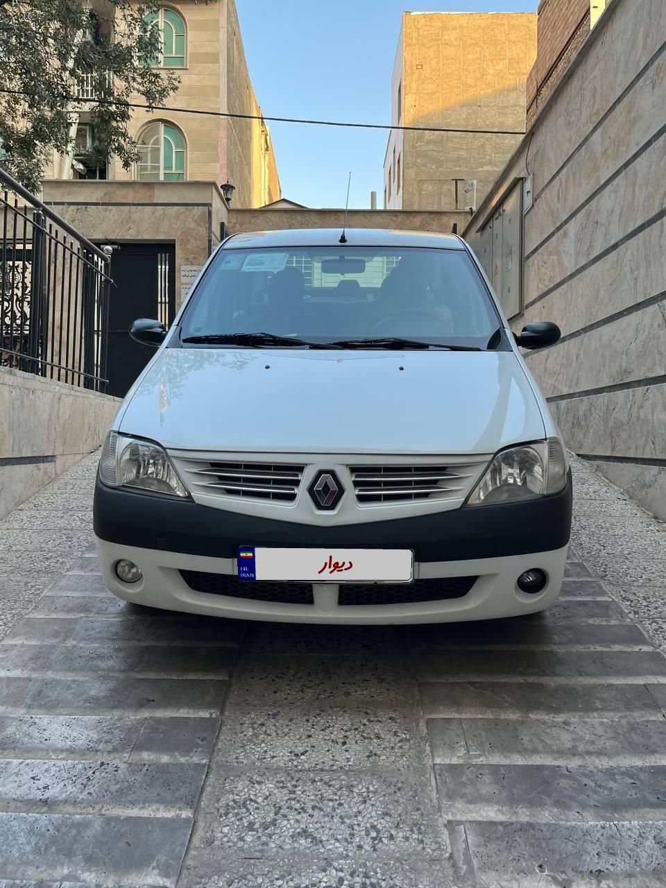 خودرو رنو، پارس تندر آگهی ann_19416561