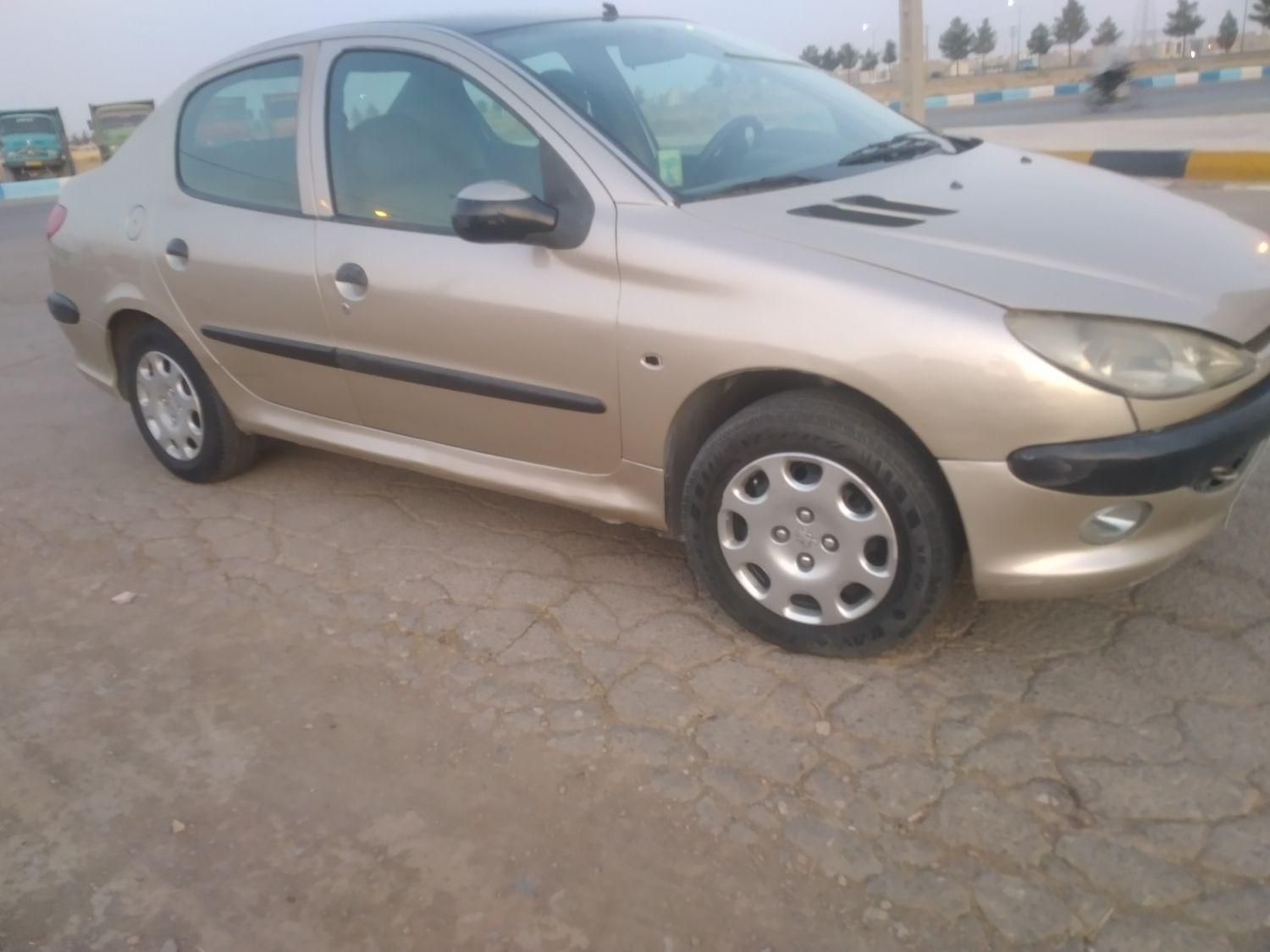پژو ۲۰۶ صندوق دار v8 - 1385