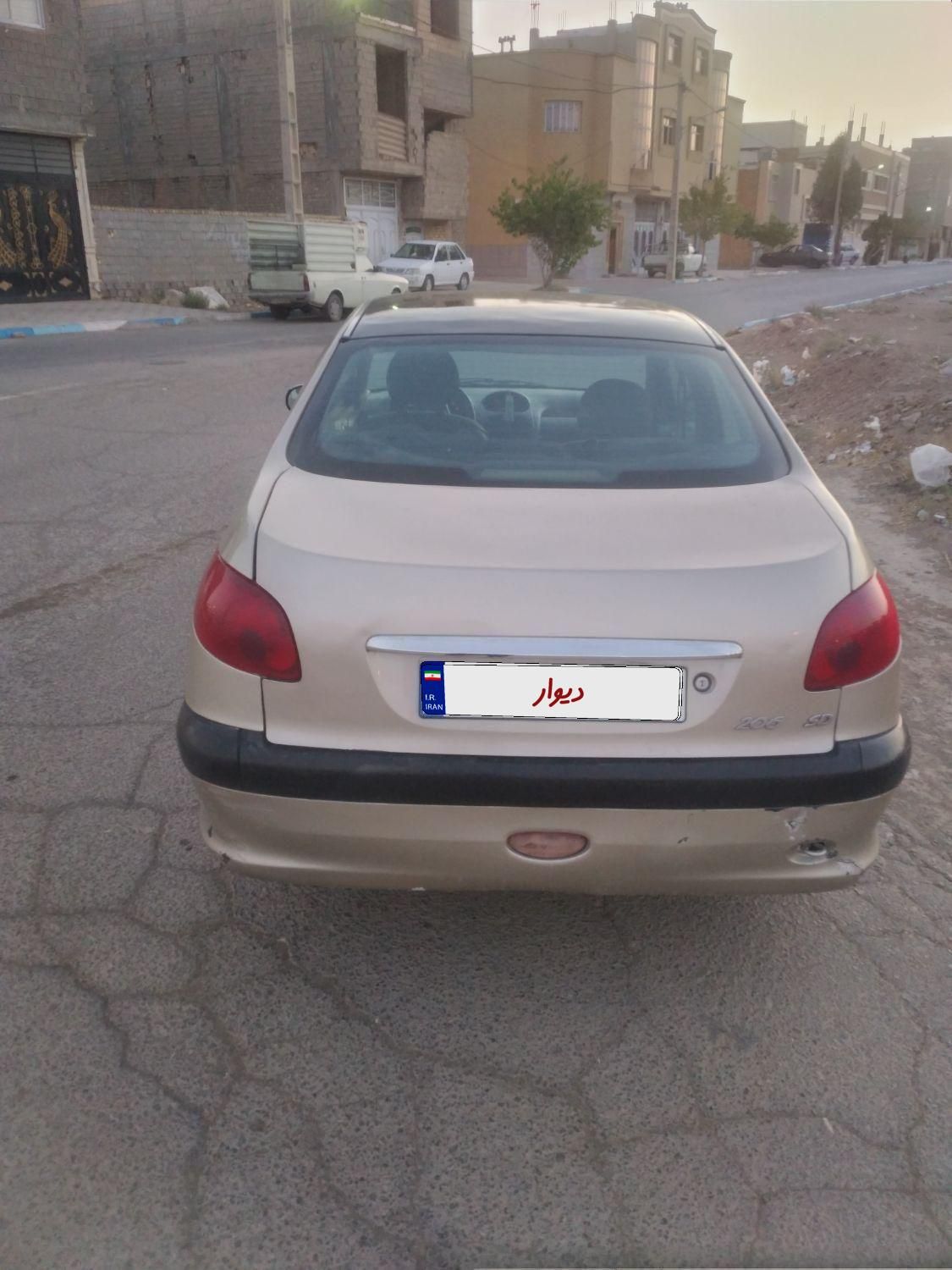 پژو ۲۰۶ صندوق دار v8 - 1385