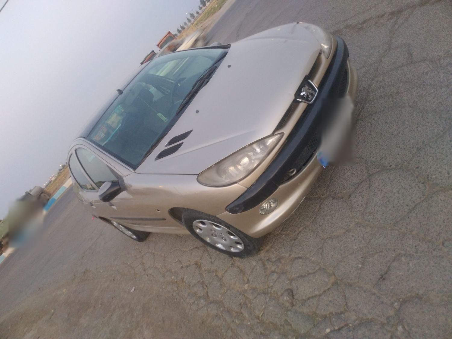پژو ۲۰۶ صندوق دار v8 - 1385