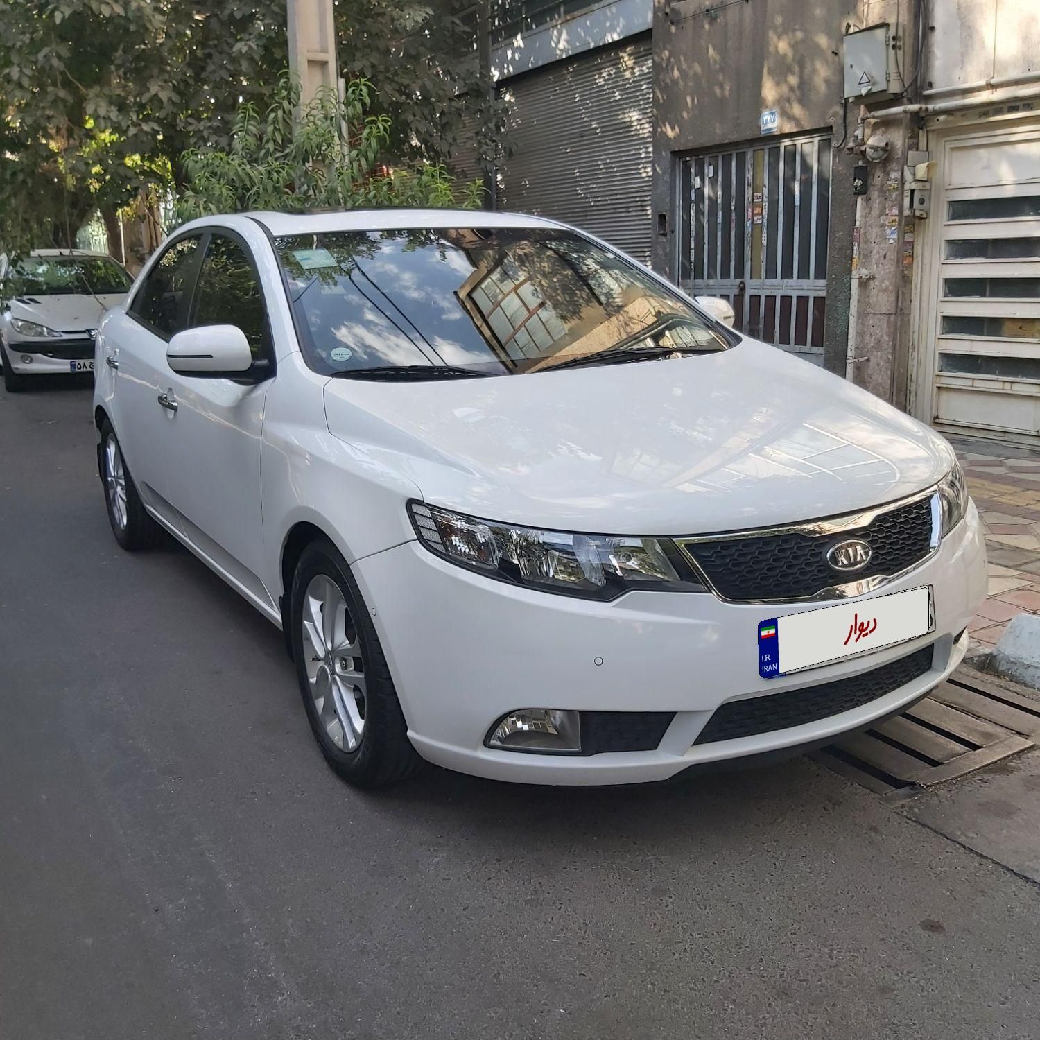 کیا سراتو 2.0 لیتر اتوماتیک GT لاین - 2018