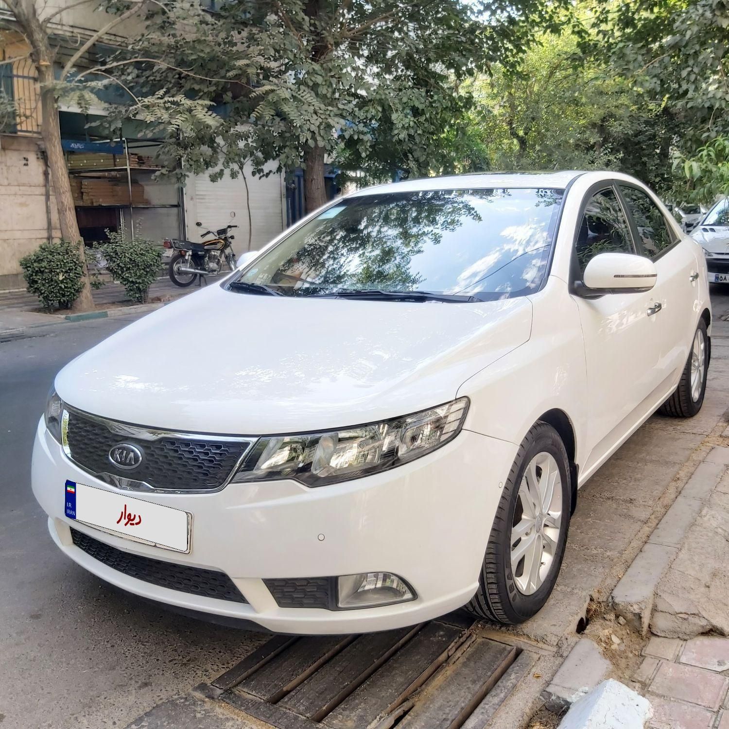 کیا سراتو 2.0 لیتر اتوماتیک GT لاین - 2018