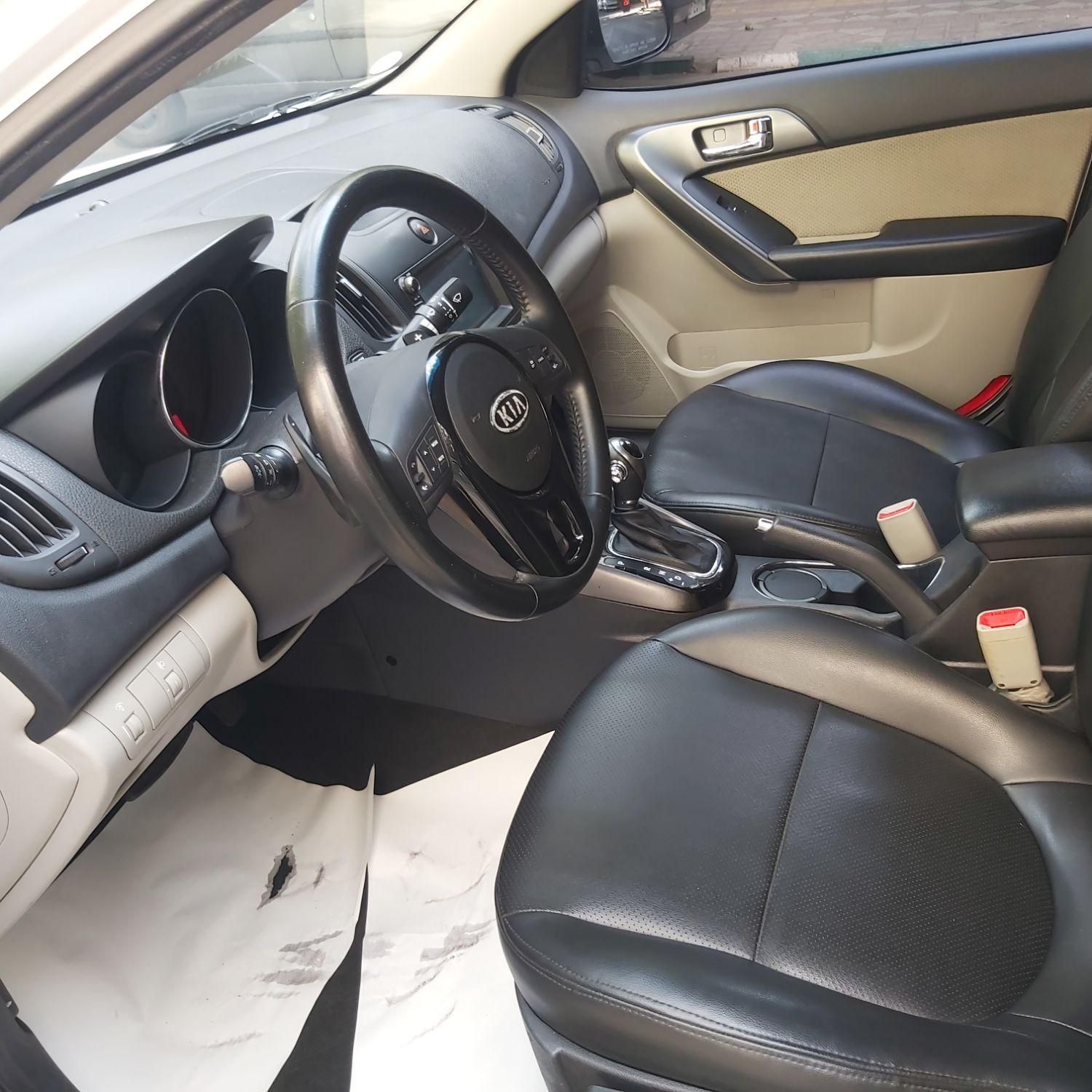 کیا سراتو 2.0 لیتر اتوماتیک GT لاین - 2018