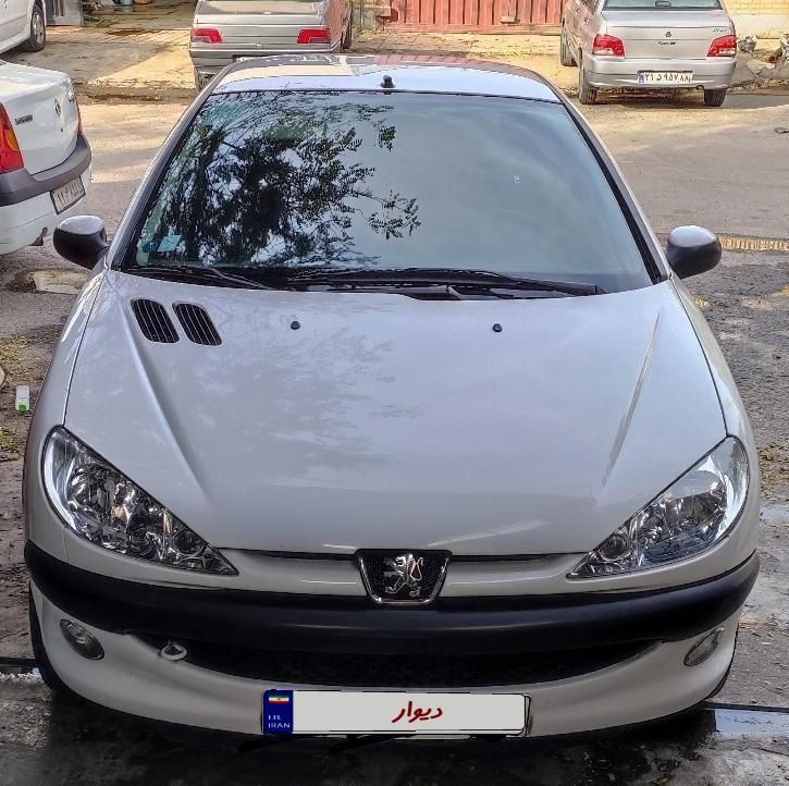 پژو ۲۰۶ صندوق دار v8 - 1398