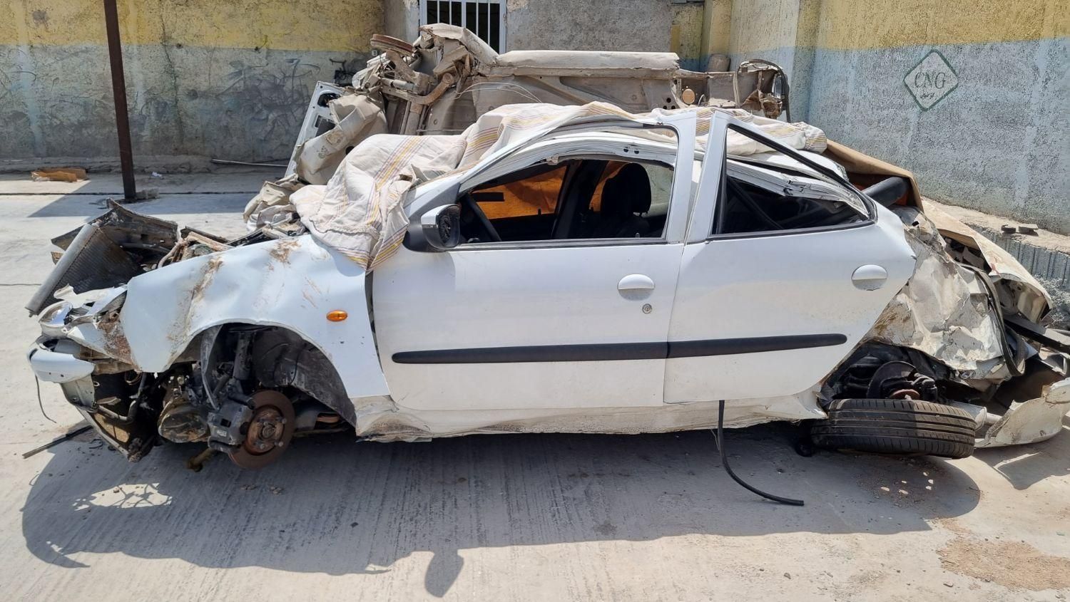 پژو ۲۰۶ صندوق دار v8 - 1398
