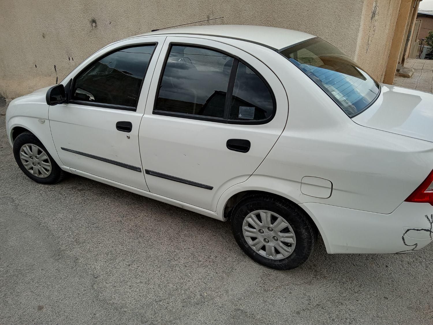 تیبا صندوق دار SX - 1400