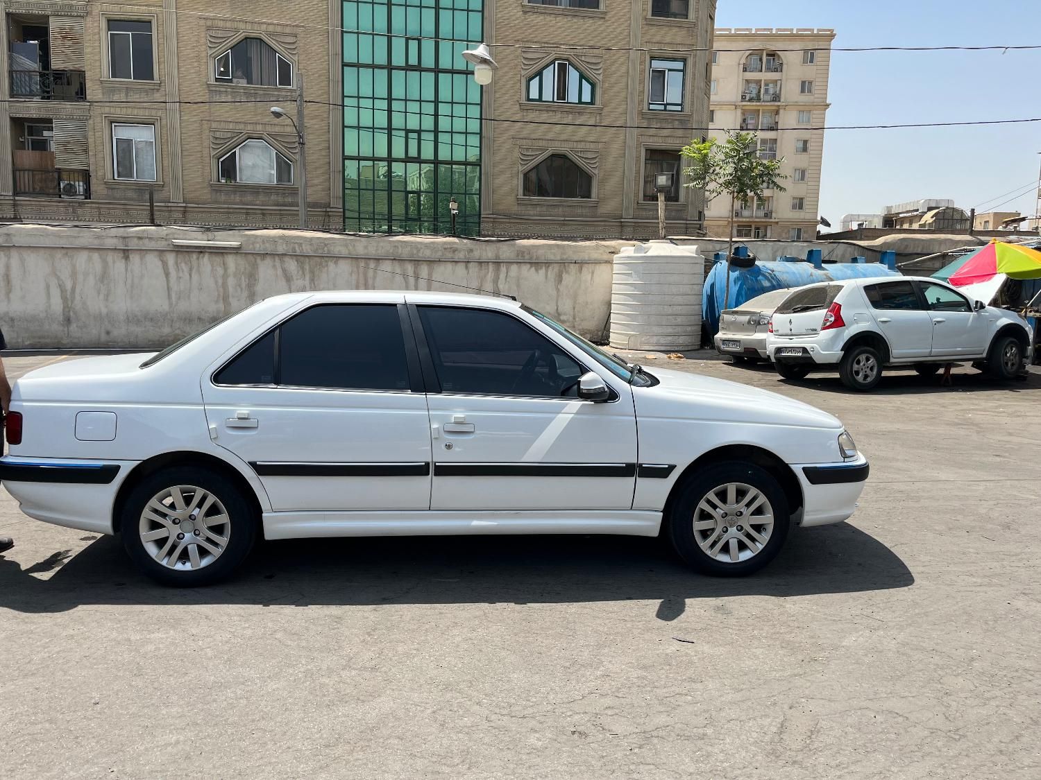 پژو پارس XU7P - 1402