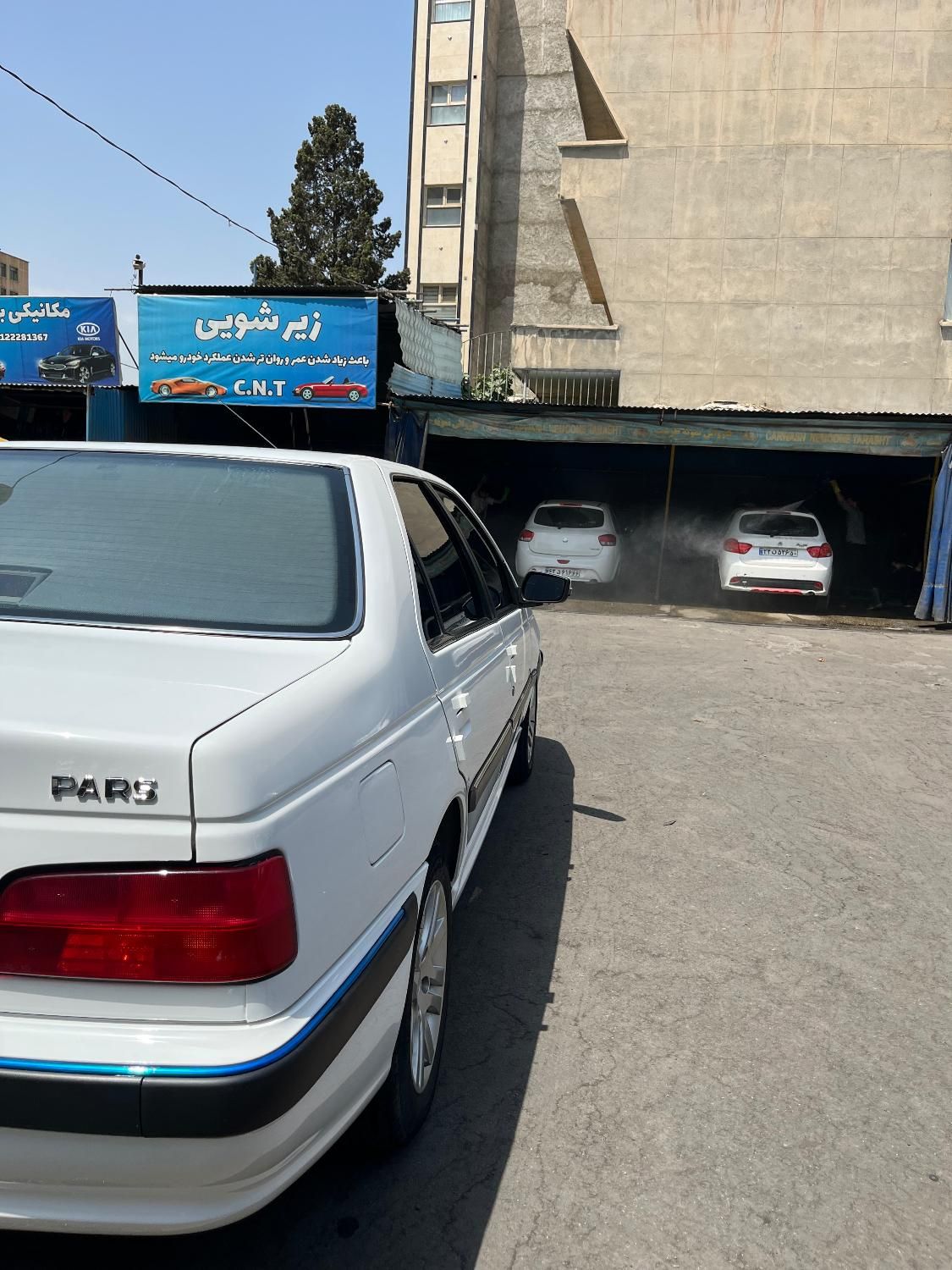 پژو پارس XU7P - 1402