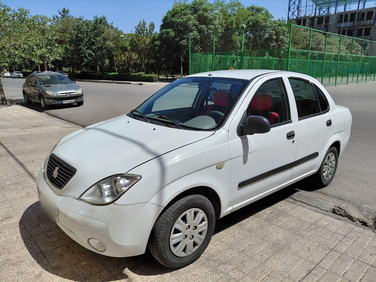 تیبا صندوق دار SX - 1393