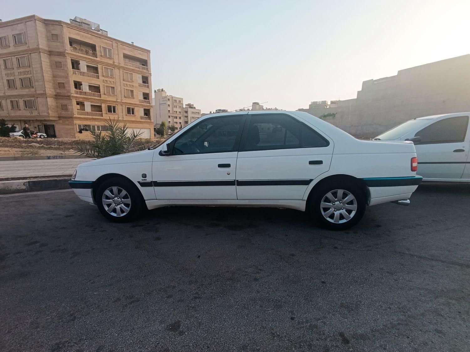 پژو 405 SLX بنزینی TU5 - 1396