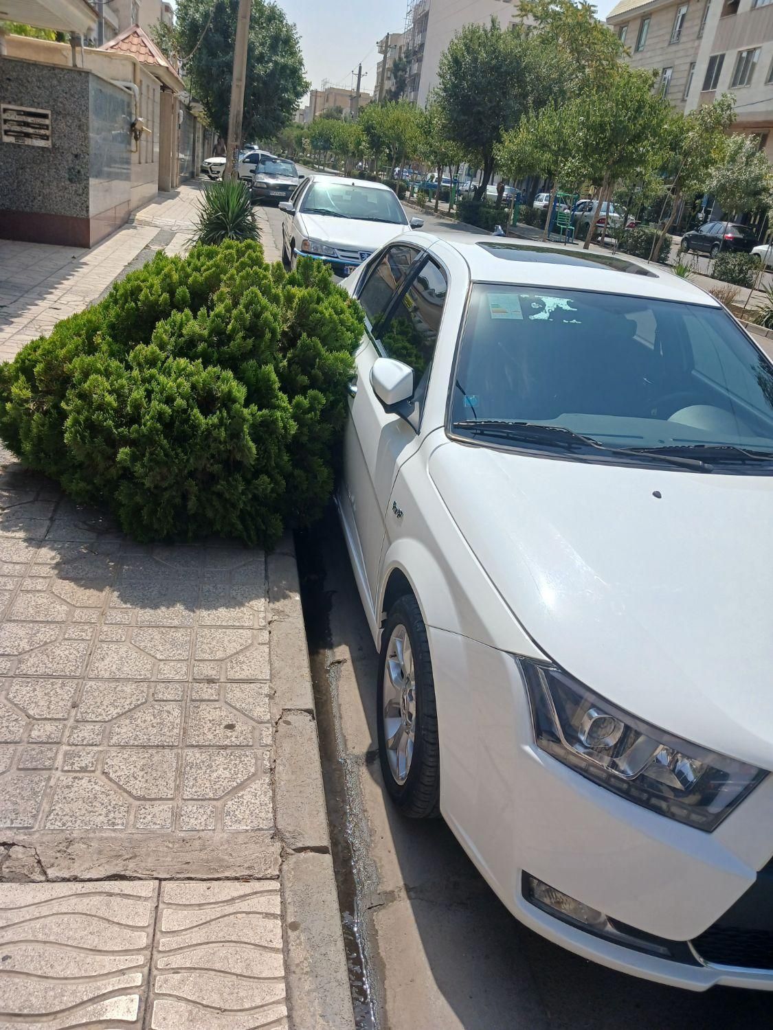 دنا پلاس توربو اتوماتیک - 1400