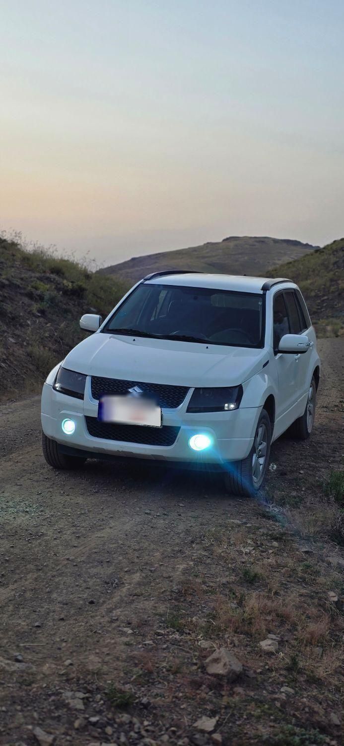 سوزوکی ویتارا ایران خودرو 2400 دنده‌ای - 1390