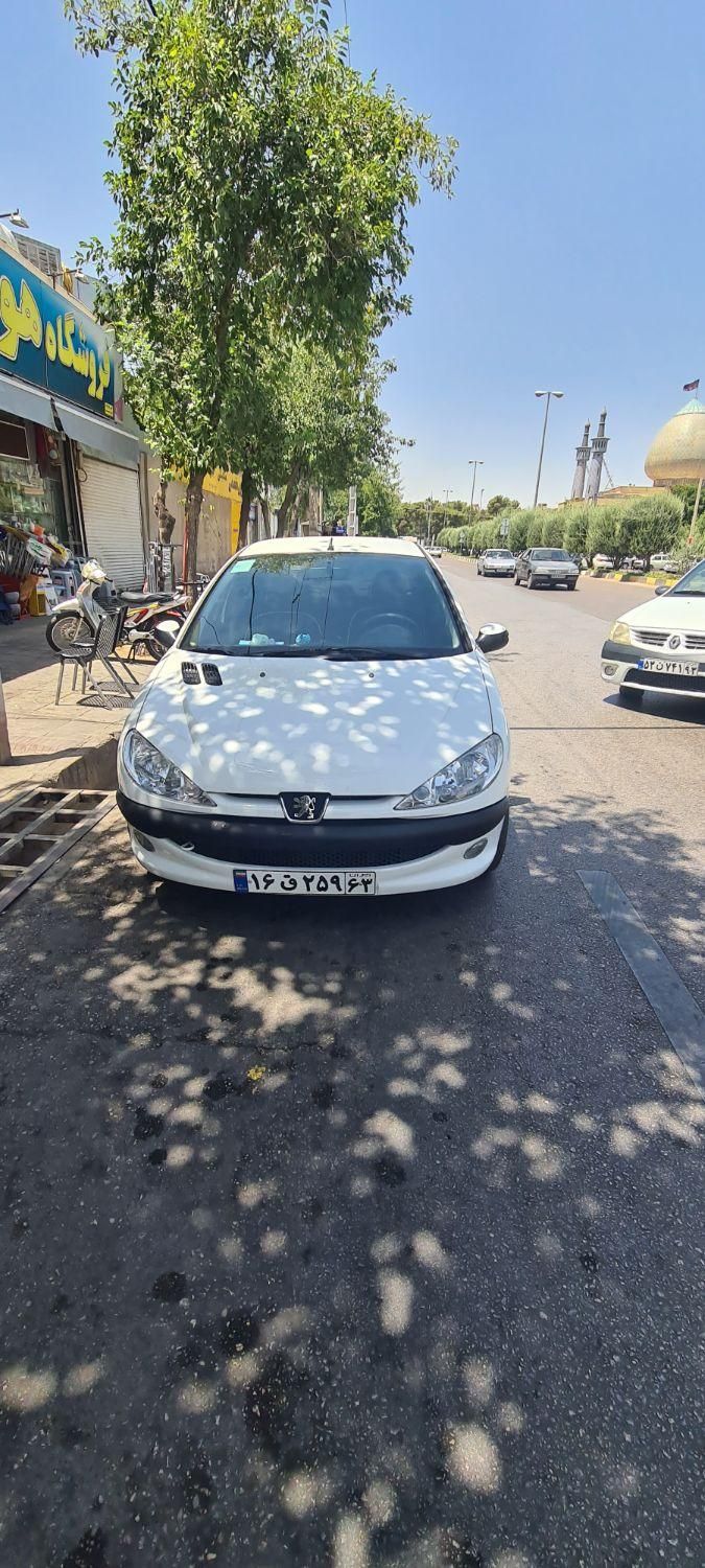 پژو ۲۰۶ صندوق دار v8 - 1394