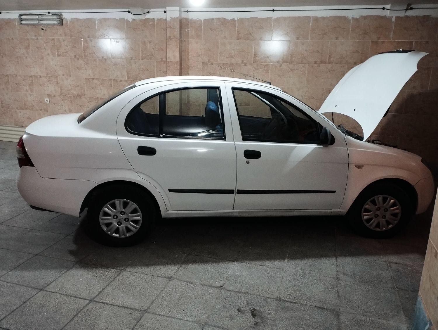 تیبا صندوق دار SX - 1396