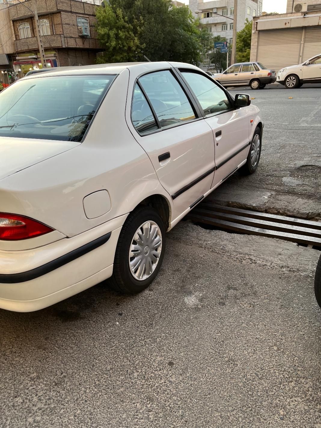 سمند LX XU7 - 1388