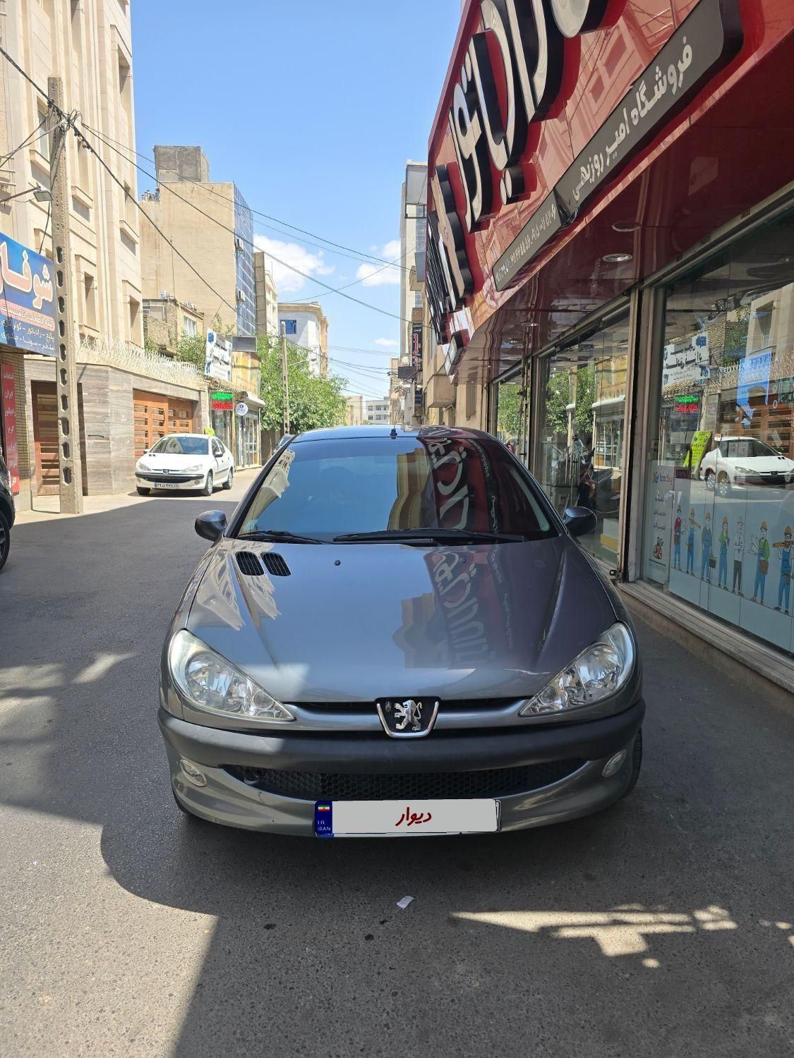پژو ۲۰۶ صندوق دار v8 - 1397