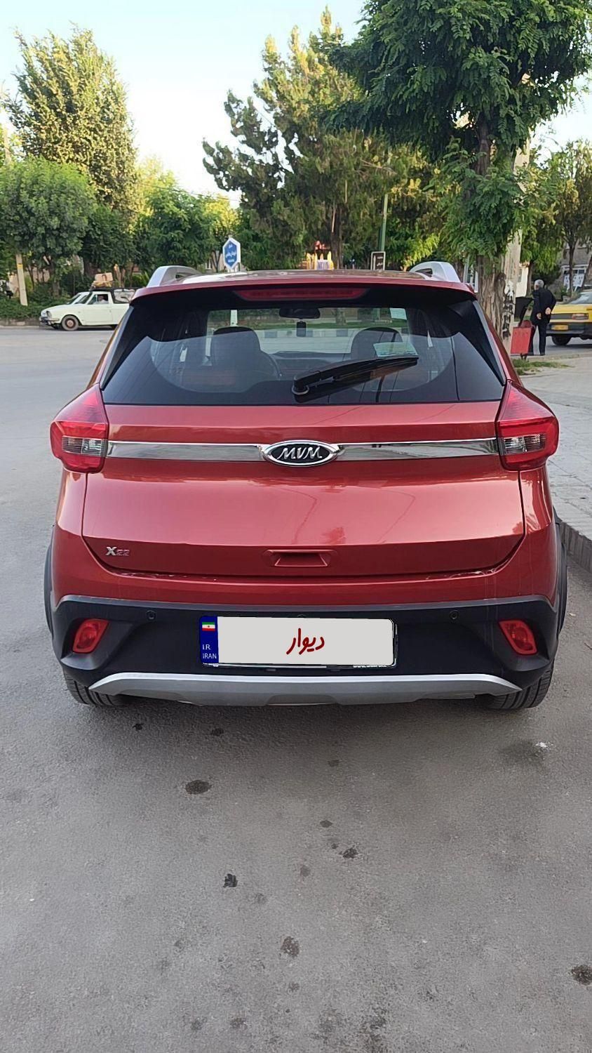 ام وی ام X22 دنده‌ای لاکچری - 1397