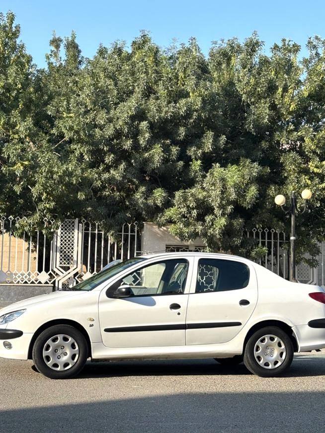 پژو ۲۰۶ صندوق دار v8 - 1390