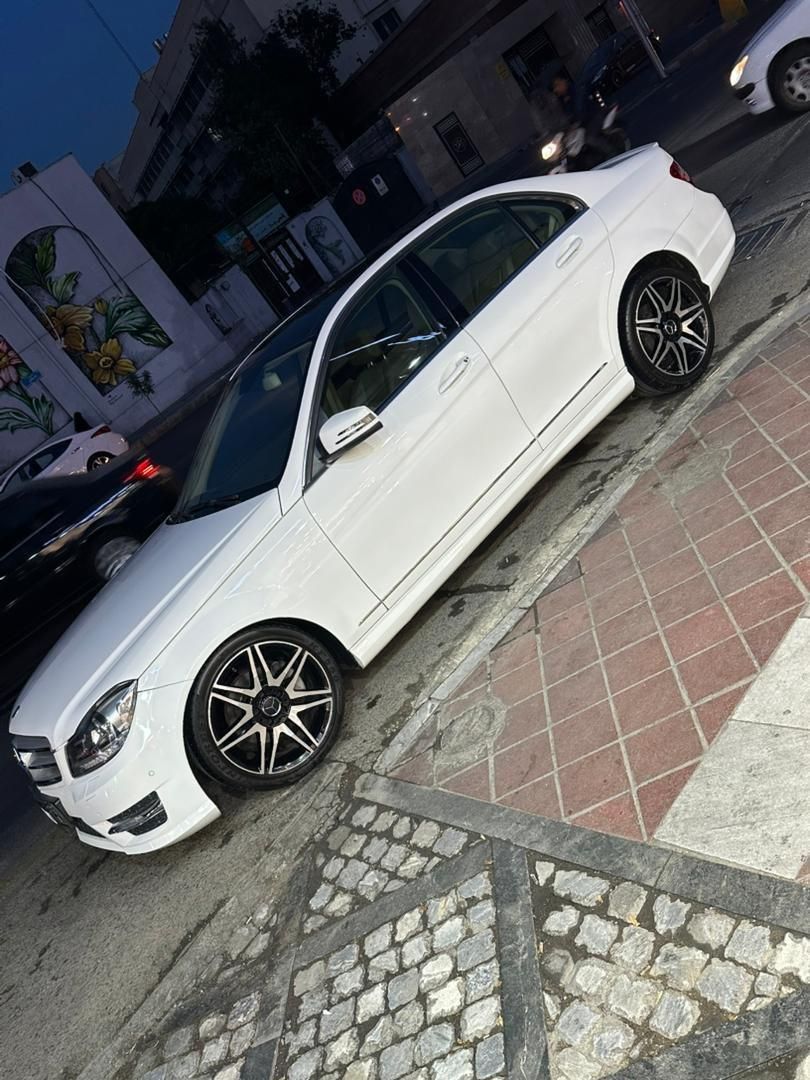 بنز C 200 - 2014