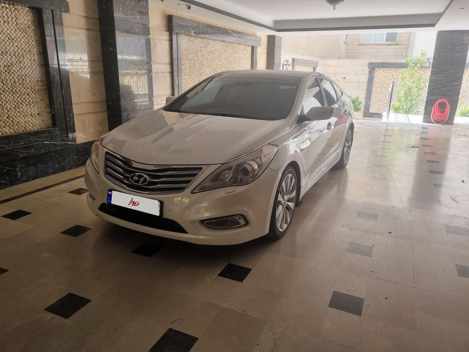 هیوندای آزرا (گرنجور) 3000cc - 2013