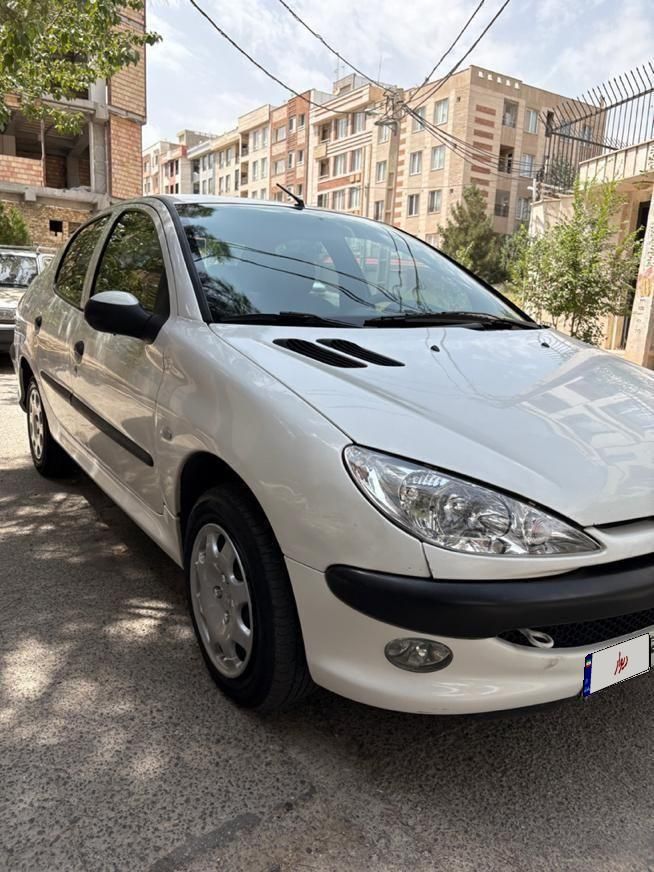 پژو ۲۰۶ صندوق دار v8 - 1396
