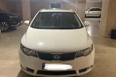 خودرو کیا، سراتو مونتاژ آگهی ann_19418835