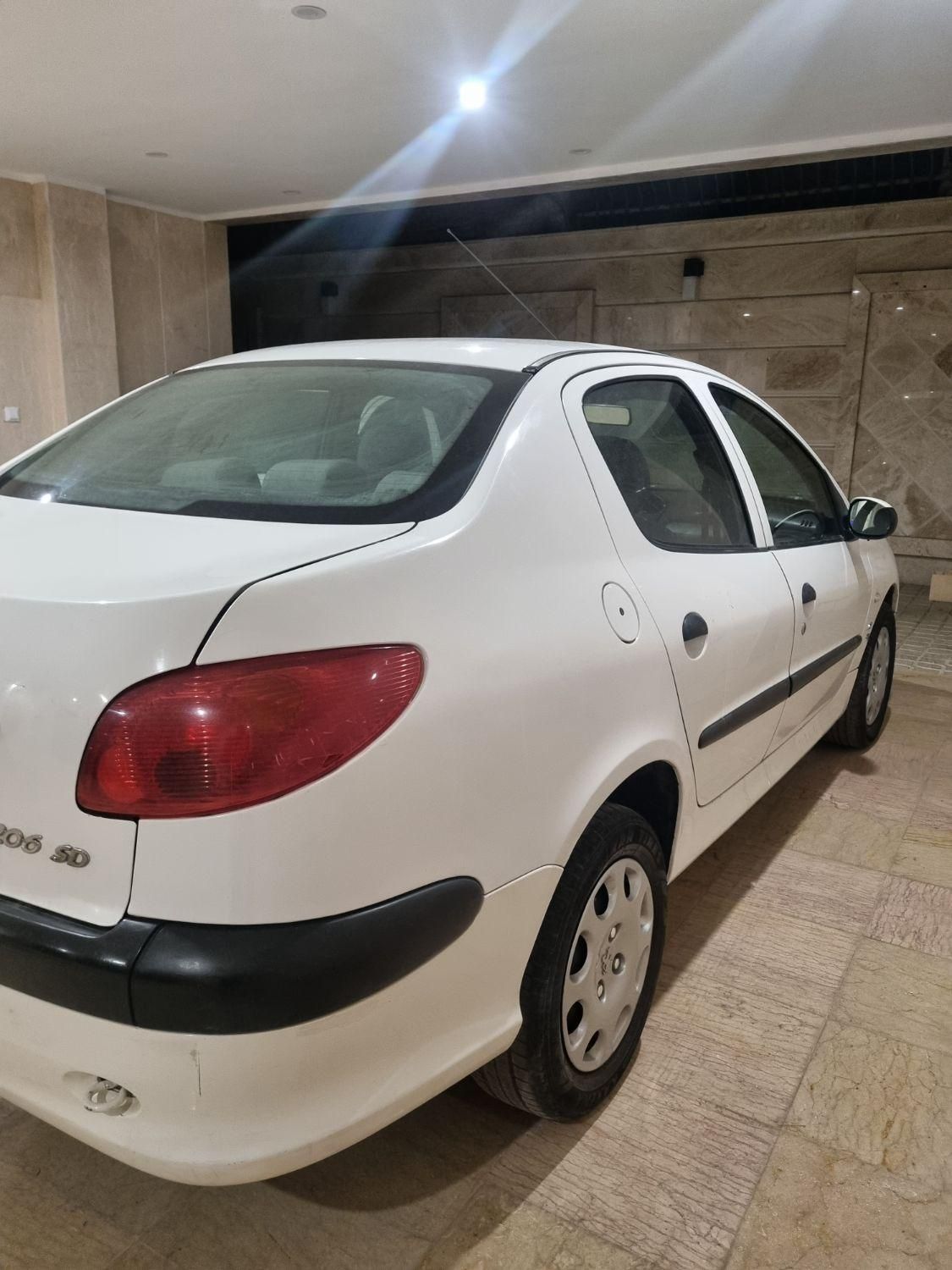 پژو ۲۰۶ صندوق دار v8 - 1389