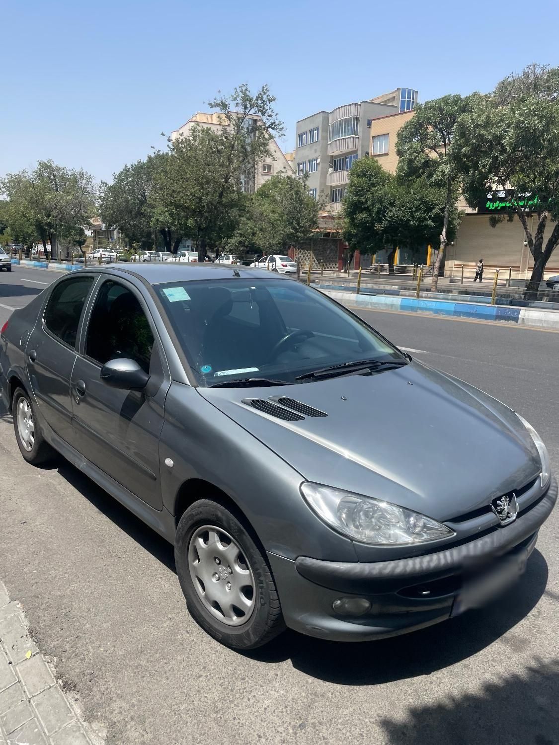 پژو ۲۰۶ صندوق دار v8 - 1396