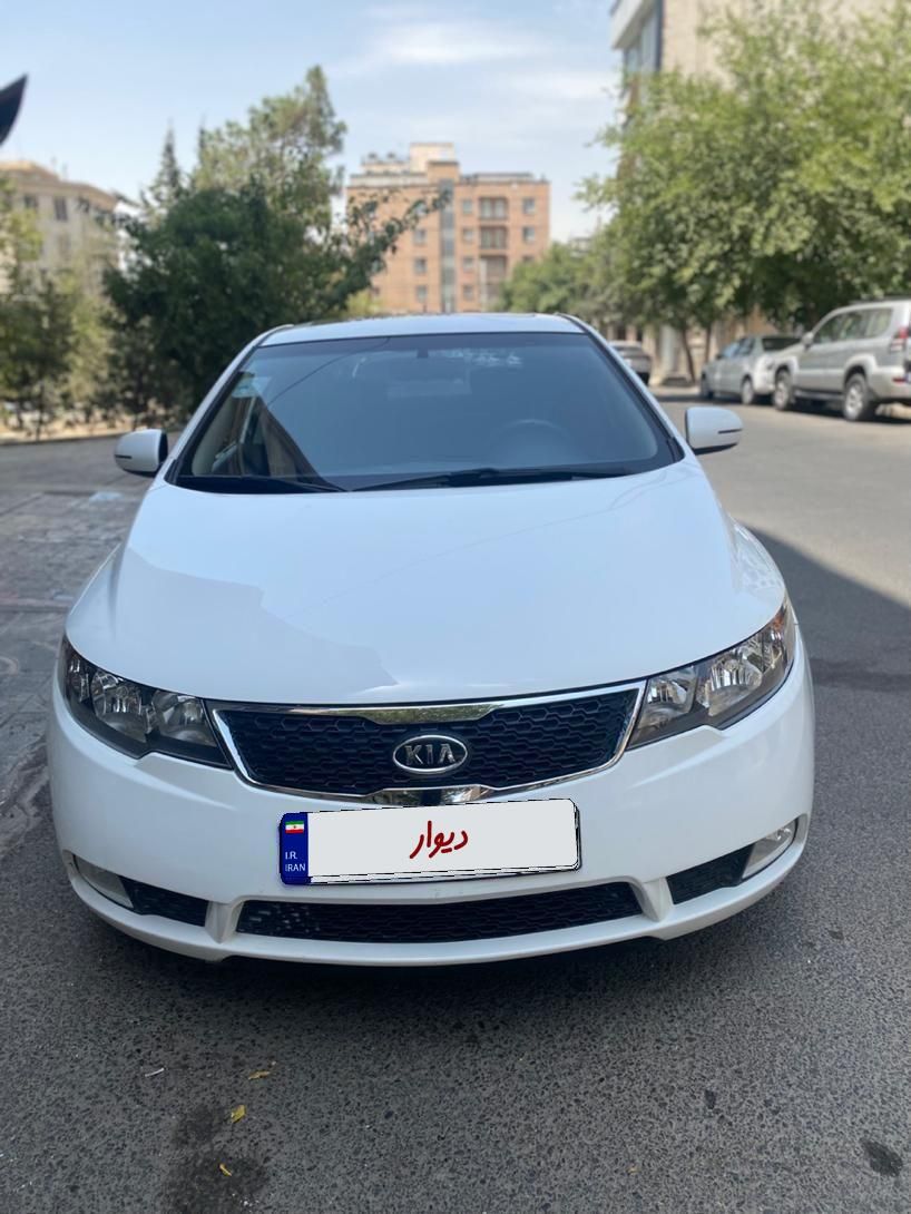خودرو کیا، سراتو مونتاژ آگهی ann_19419374