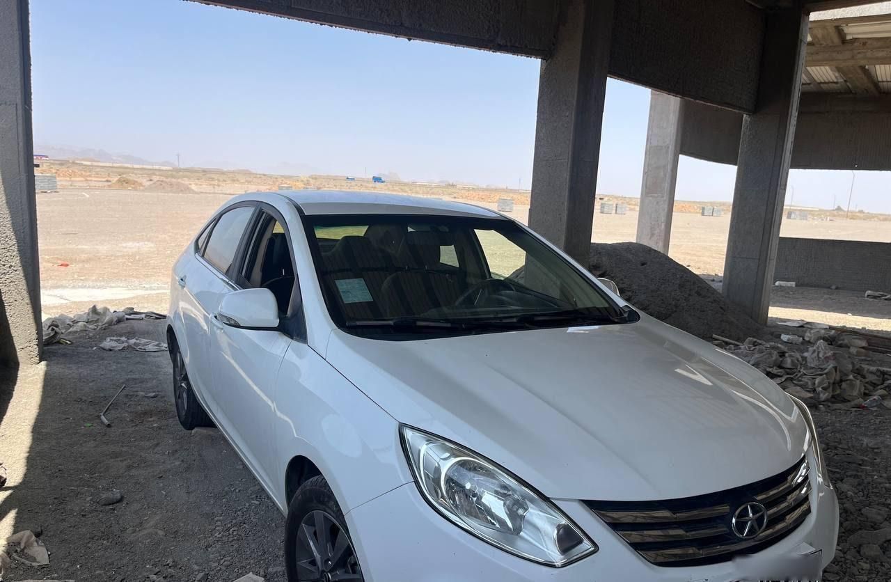 جک J4 اتوماتیک ساده - 1402