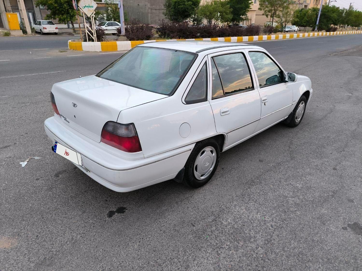 دوو سیلو سدان - 1380