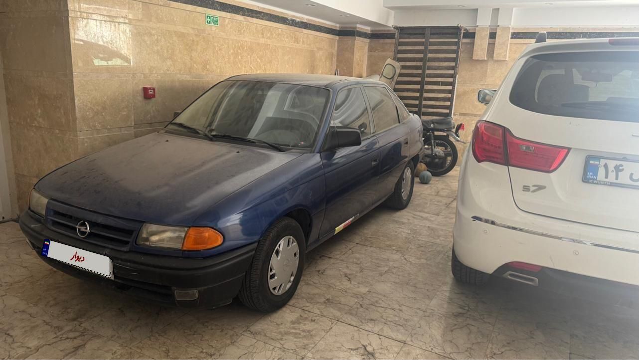اپل آسترا 1400 شرکتی J - 1994