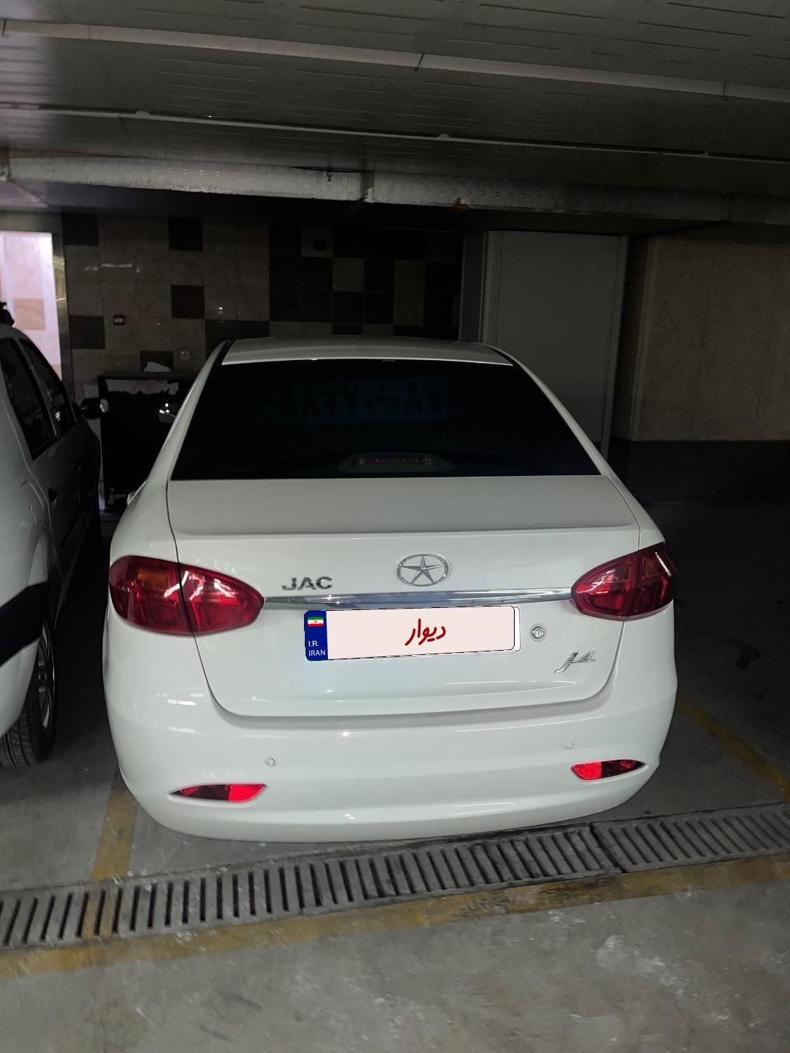 خودرو جک، J4 آگهی ann_19419808
