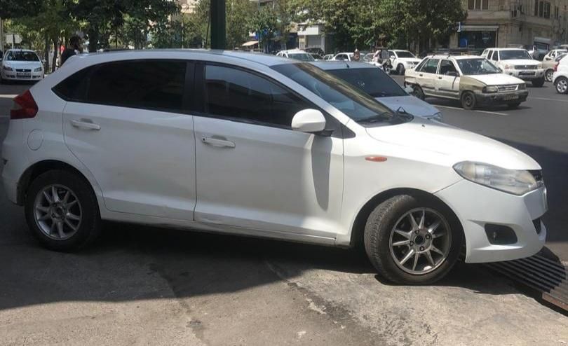 ام وی ام 315 هاچ بک ساده دنده ای - 1391