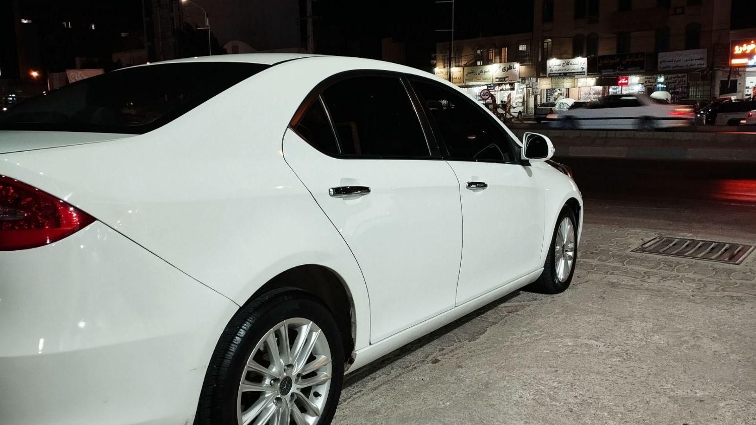 جک J5 اتوماتیک - 1396