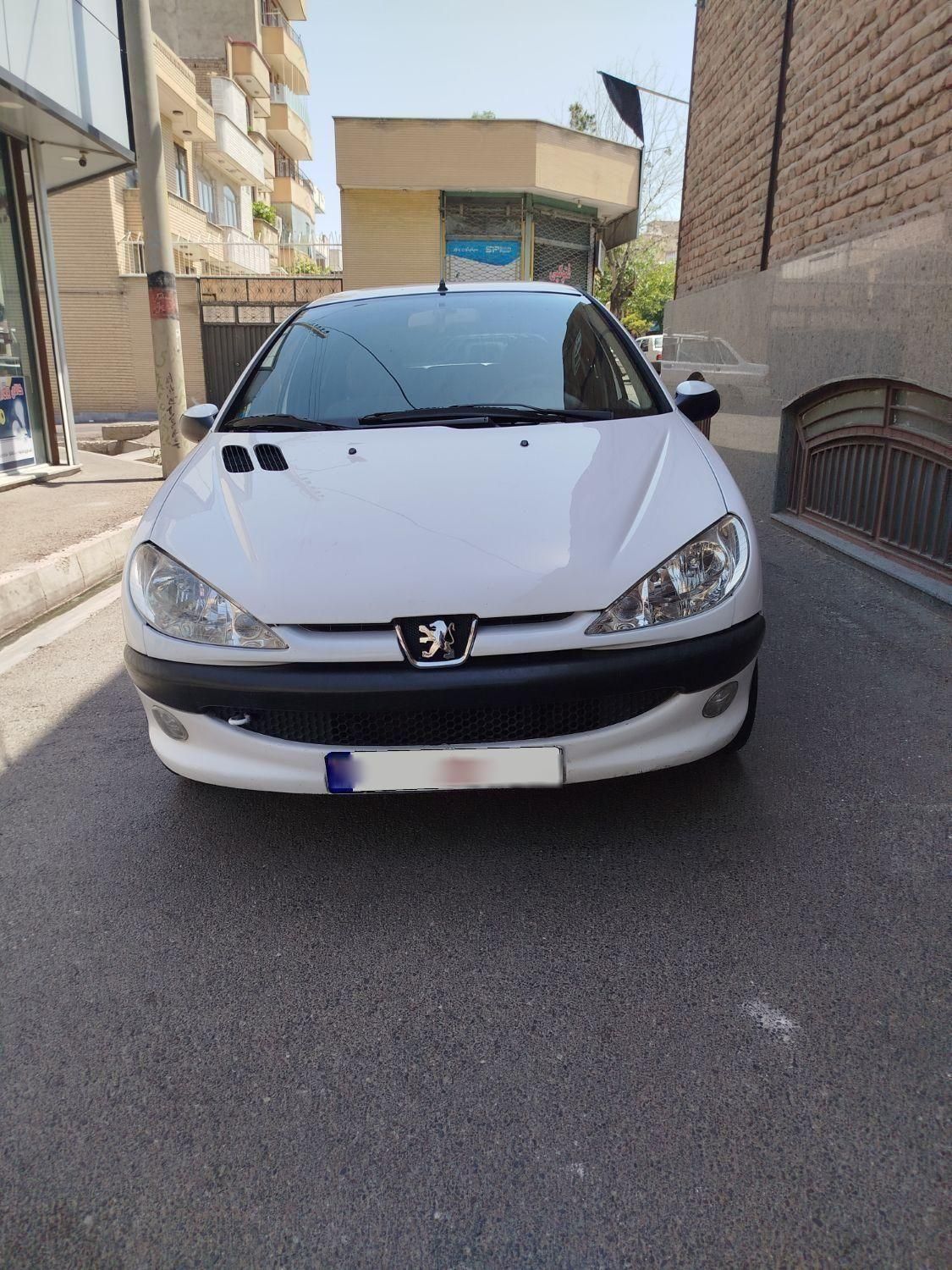 پژو ۲۰۶ صندوق دار v8 - 1394