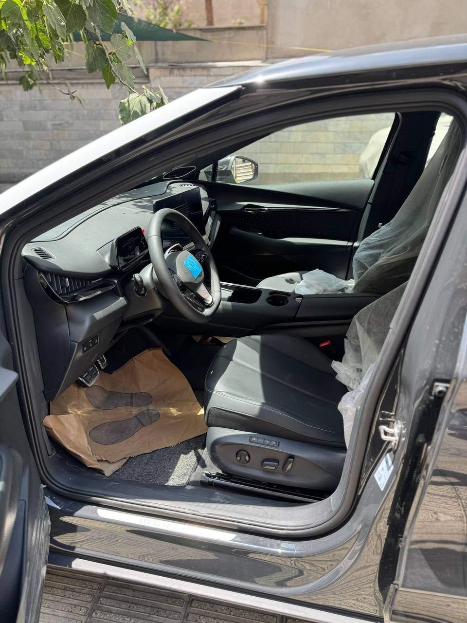 فولکس گلف GTI - 2024