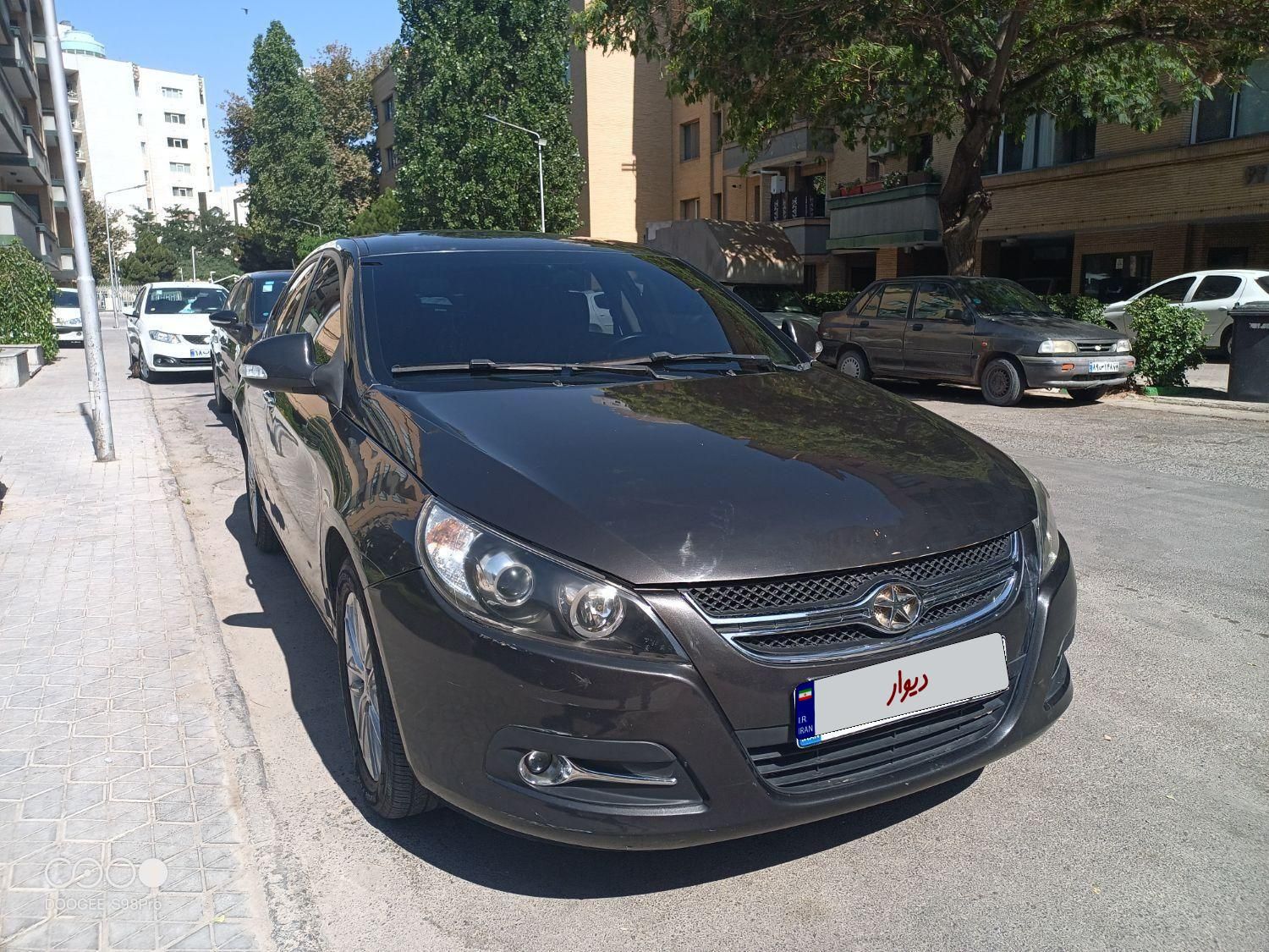 جک J5 اتوماتیک - 1394