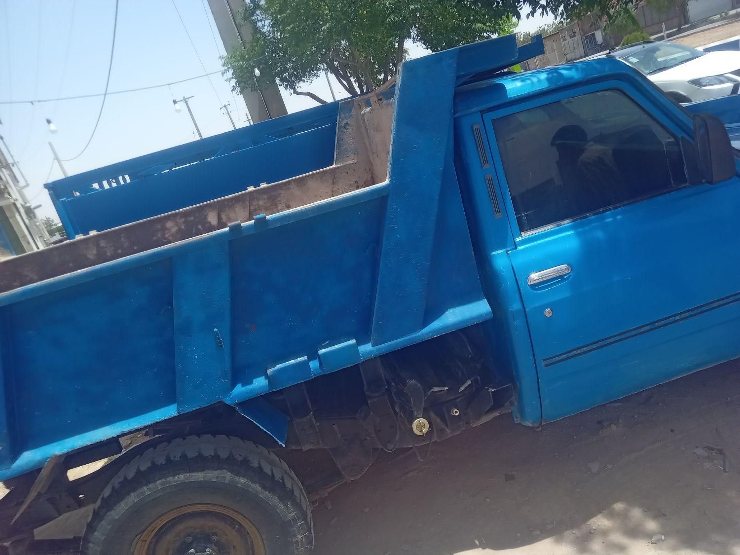 نیسان رونیز دنده‌ای - 1387