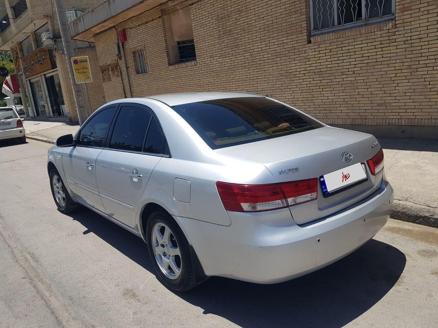 هیوندای سوناتا دنده‌ای NF 2400 - 2008