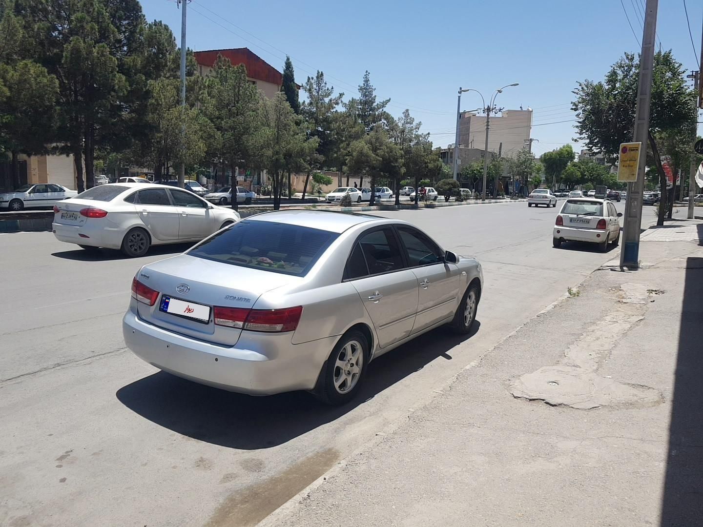 هیوندای سوناتا دنده‌ای NF 2400 - 2008