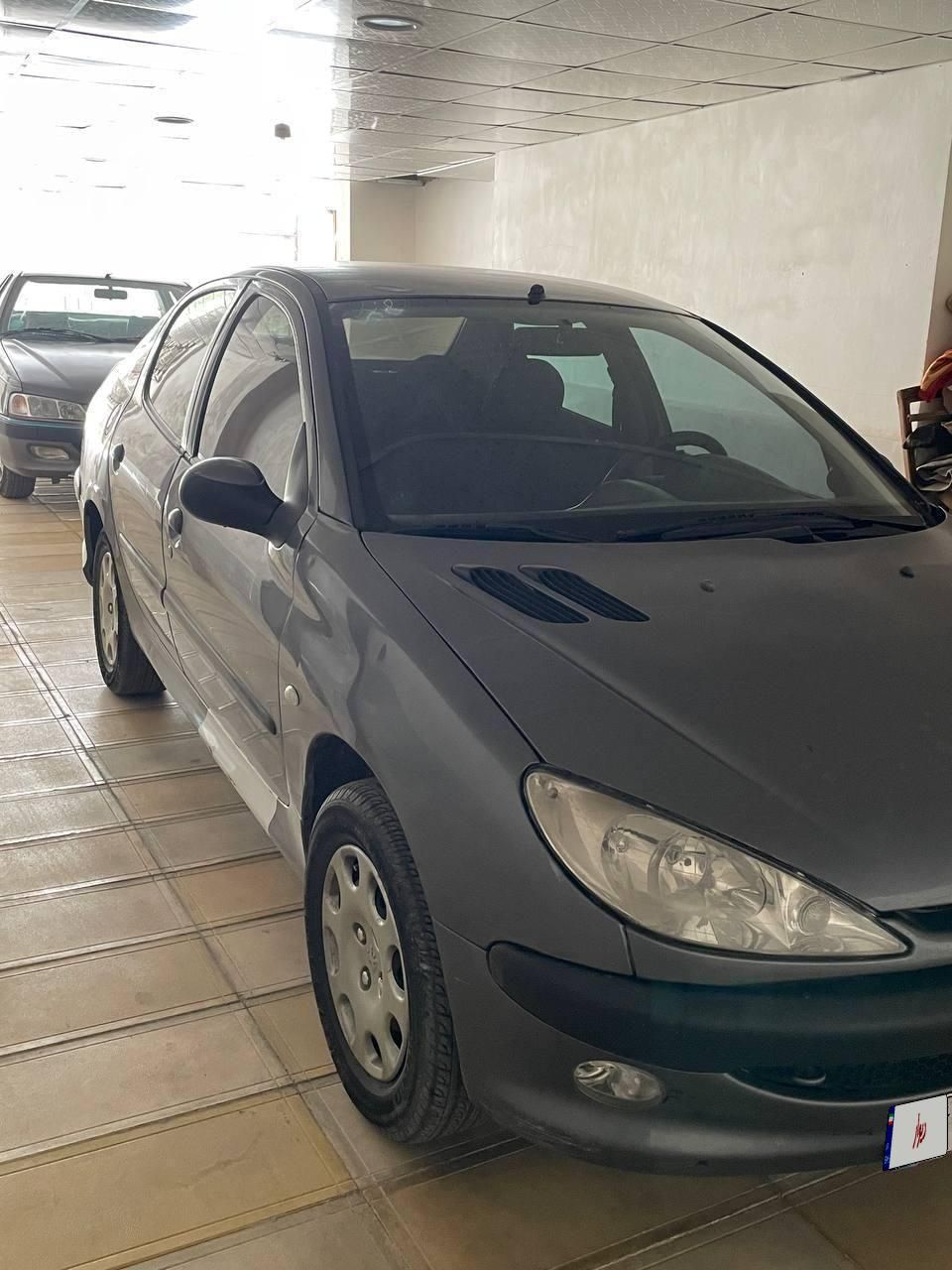 پژو ۲۰۶ صندوق دار v8 - 1393