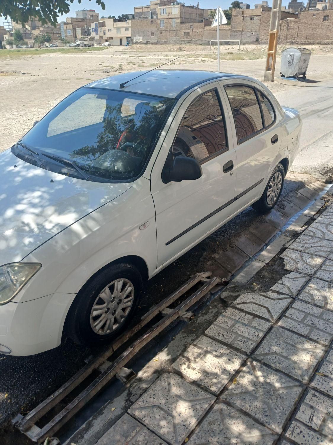 تیبا صندوق دار SX - 1396