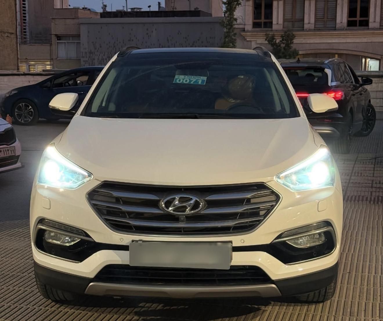 خودرو هیوندای، سانتافه آگهی ann_19420771
