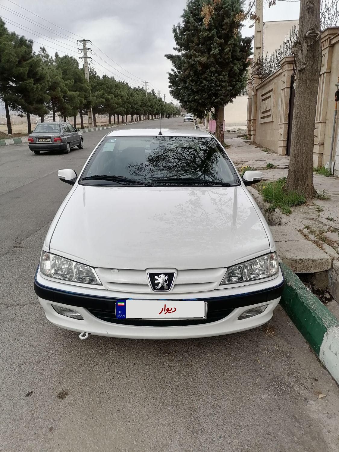 پژو پارس XU7P - 1401