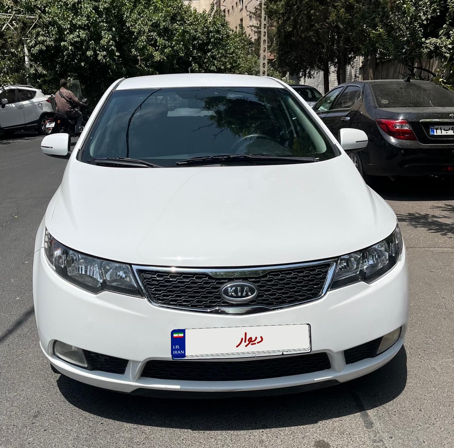 خودرو کیا، سراتو مونتاژ آگهی ann_19420851